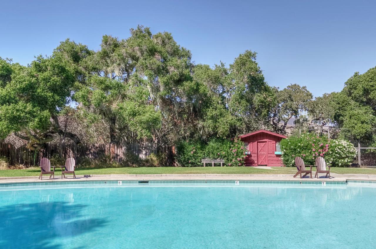 The Camp At Carmel Valley Exterior foto